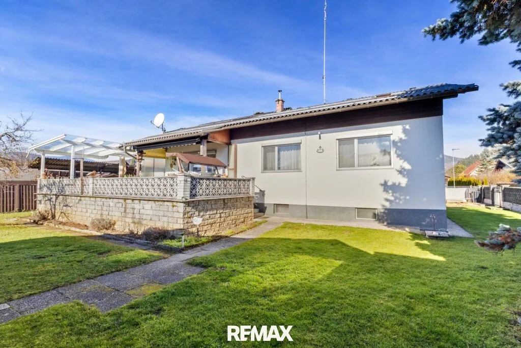 Elegantes Wohnhaus mit Pool und Sauna in zentraler Lage von Feldkirchen - Ansicht 3