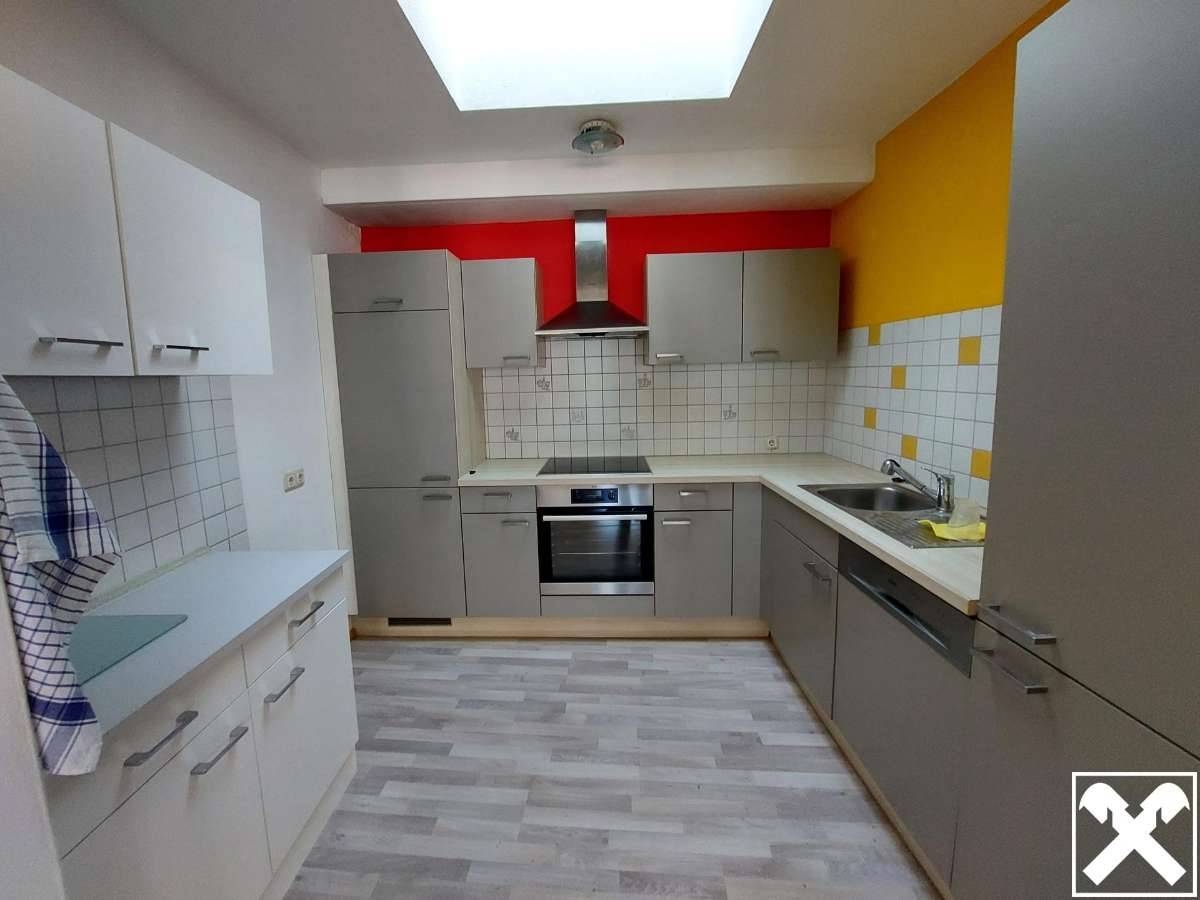 Große Eigentumswohnung mit Wintergarten im 2. Obergeschoss - Ansicht 3