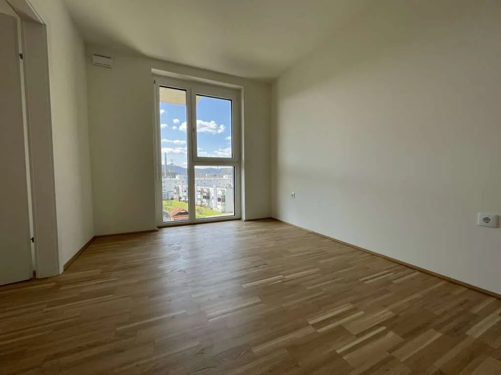 Helle 2 Zimmerwohnung mit überdachtem Balkon - Ansicht 3