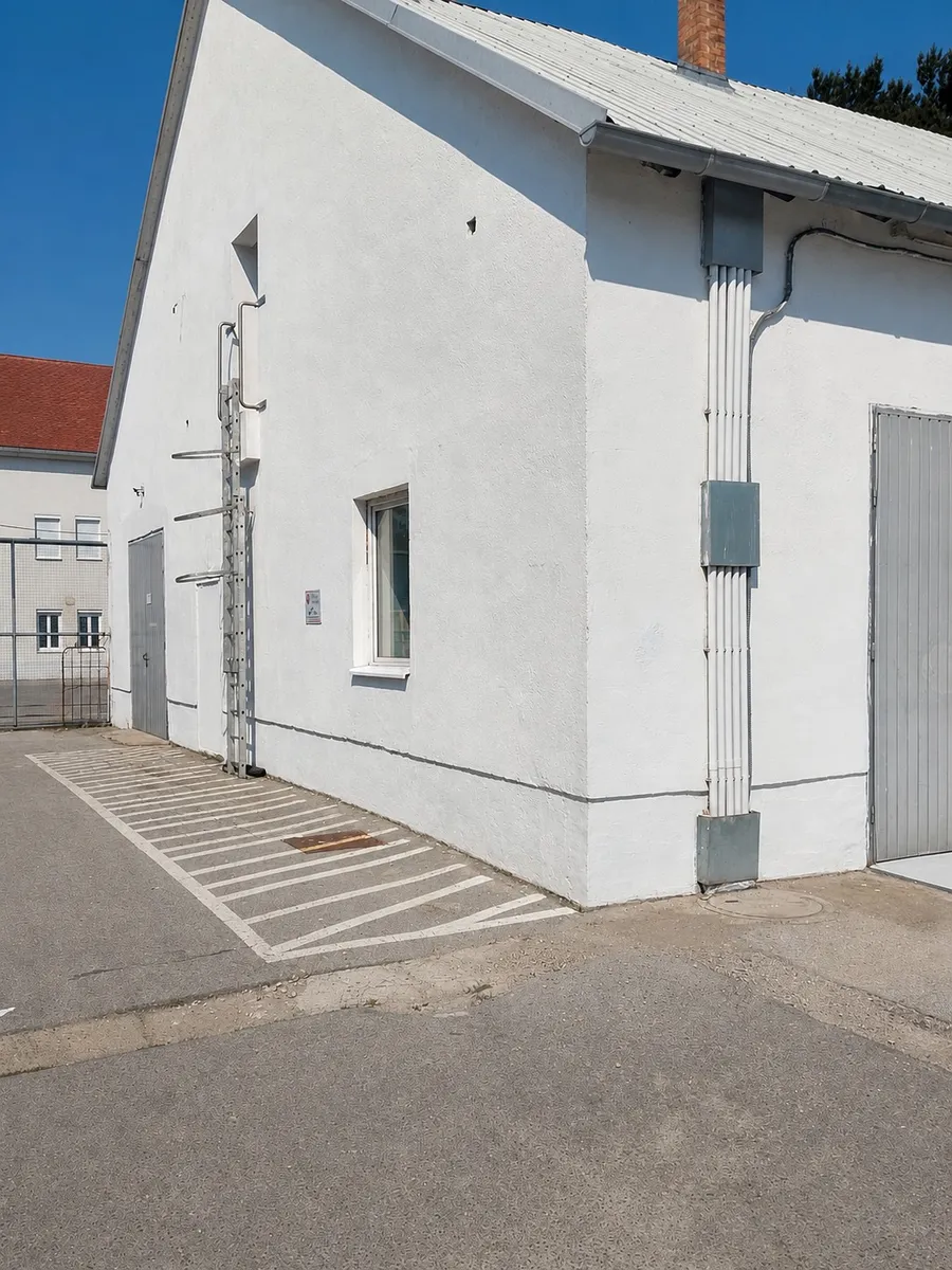 69 m² Lagerhalle | € 749 Gesamtpreis inkl. BK | 2 Stellplätze | provisionsfrei - Ansicht 3