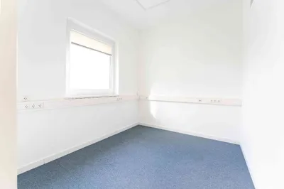 Gewerbeimmobilie mieten in Wels-Land – 161 m², € 1.700 – Bild 13 von 14