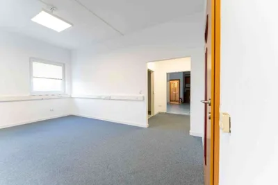 Gewerbeimmobilie mieten in Wels-Land – 161 m², € 1.700 – Bild 8 von 14