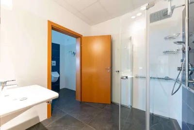 Gewerbeimmobilie mieten in Wels-Land – 161 m², € 1.700 – Bild 11 von 14