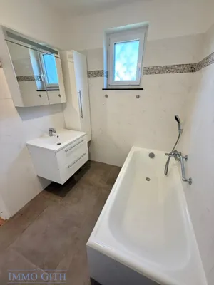 4-Zimmer-Gewerbeimmobilie mieten in Mödling – 93 m², € 1.650 – Bild 12 von 31