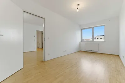 ++ZENTRAL++ Helle 2-Zimmer-Wohnung mit Aufzug in ausgezeichneter Lage unweit der Mariahilfer Straße – Bild 2