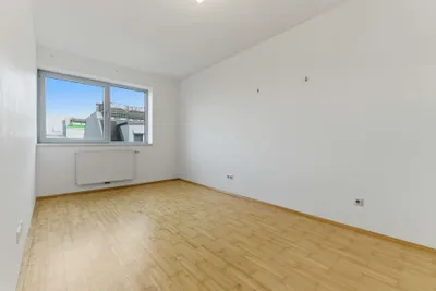 ++ZENTRAL++ Helle 2-Zimmer-Wohnung mit Aufzug in ausgezeichneter Lage unweit der Mariahilfer Straße – Bild 3