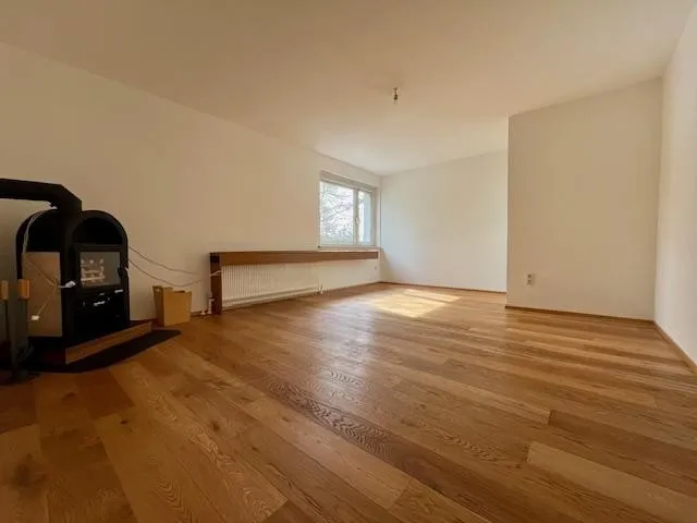 Teilmöblierte 3,5-Zimmer-Wohnung mit Wintergarten - verfügbar ab August 2026 – pohled 2