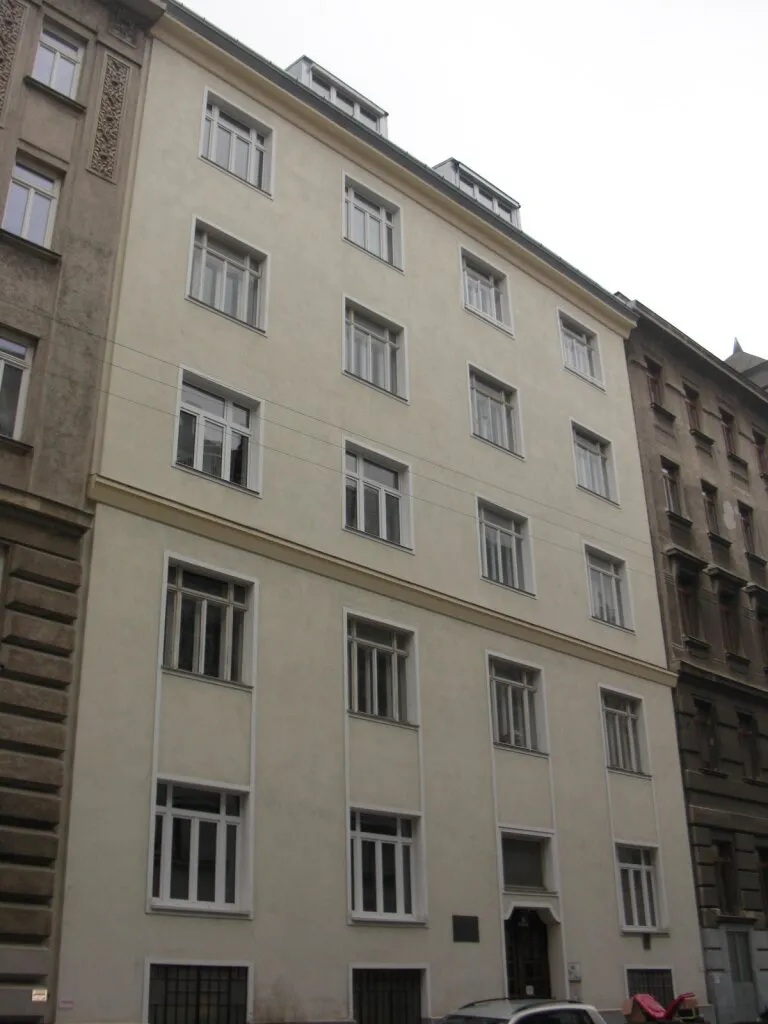 2-комнатная старинная квартира с лифтом, 70 м², Вена, Виден