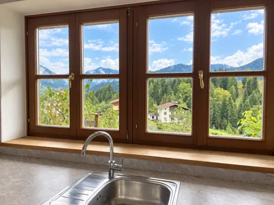 7-Zimmer-Haus mieten in Hallein – 244 m², € 1.990 – Bild 3 von 18