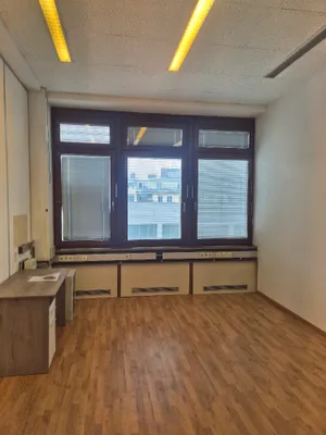 Gewerbeimmobilie mieten in Wien – 22 m², € 250