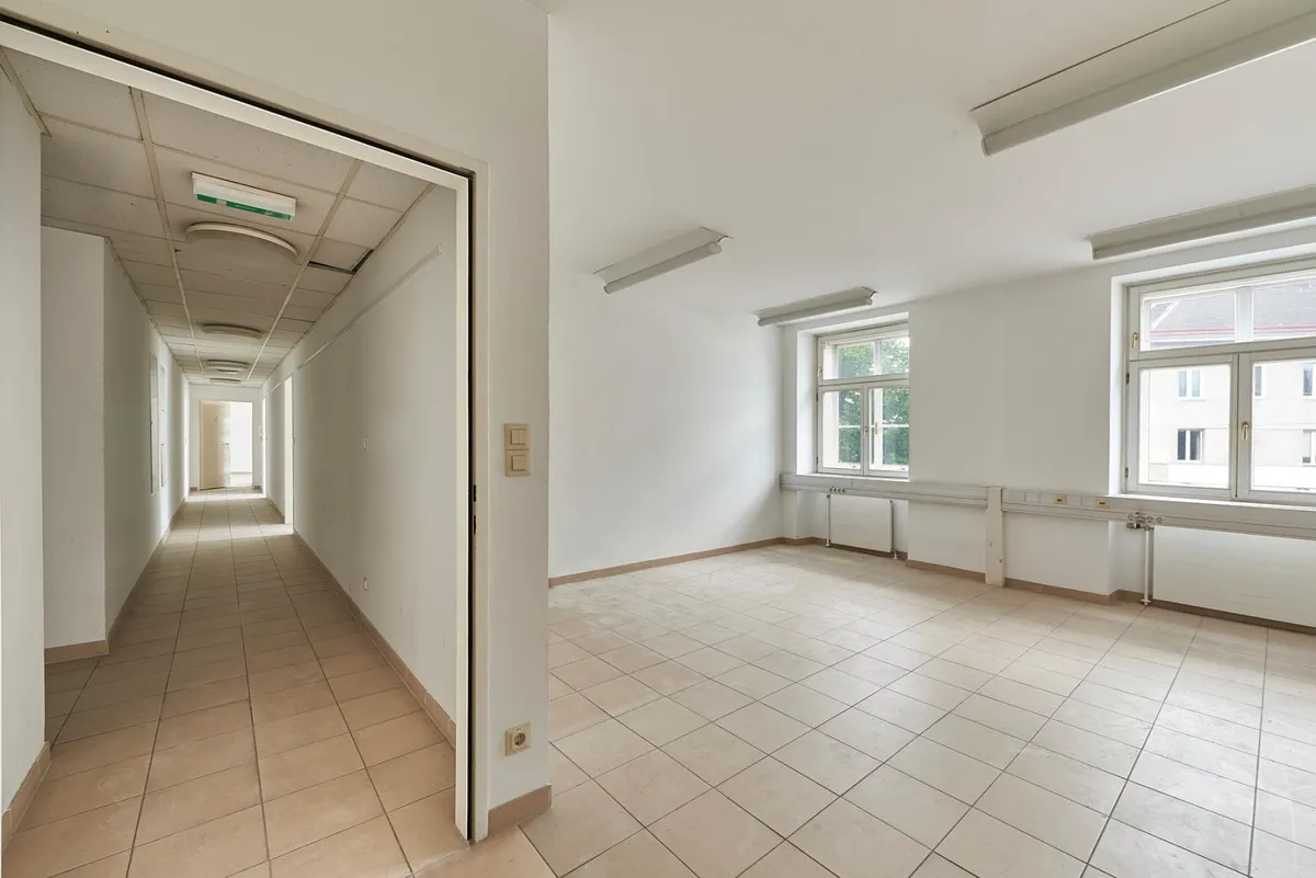 Bestandsfreies Mittelzinshaus - Ansicht 2
