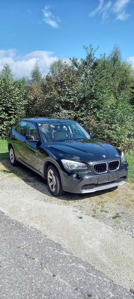 BMW X1 xDrive18d Aut. SUV / Geländewagen