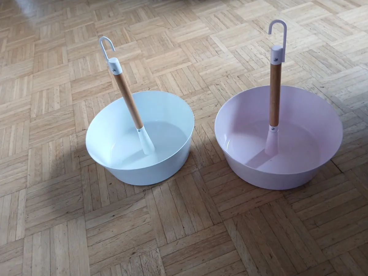 2 Ikea Hängekörbe, € 10,- (4101 Freudenstein)