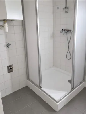 1 Zimmer Gemeinde Wohnung Direktvergabe. – Bild 3