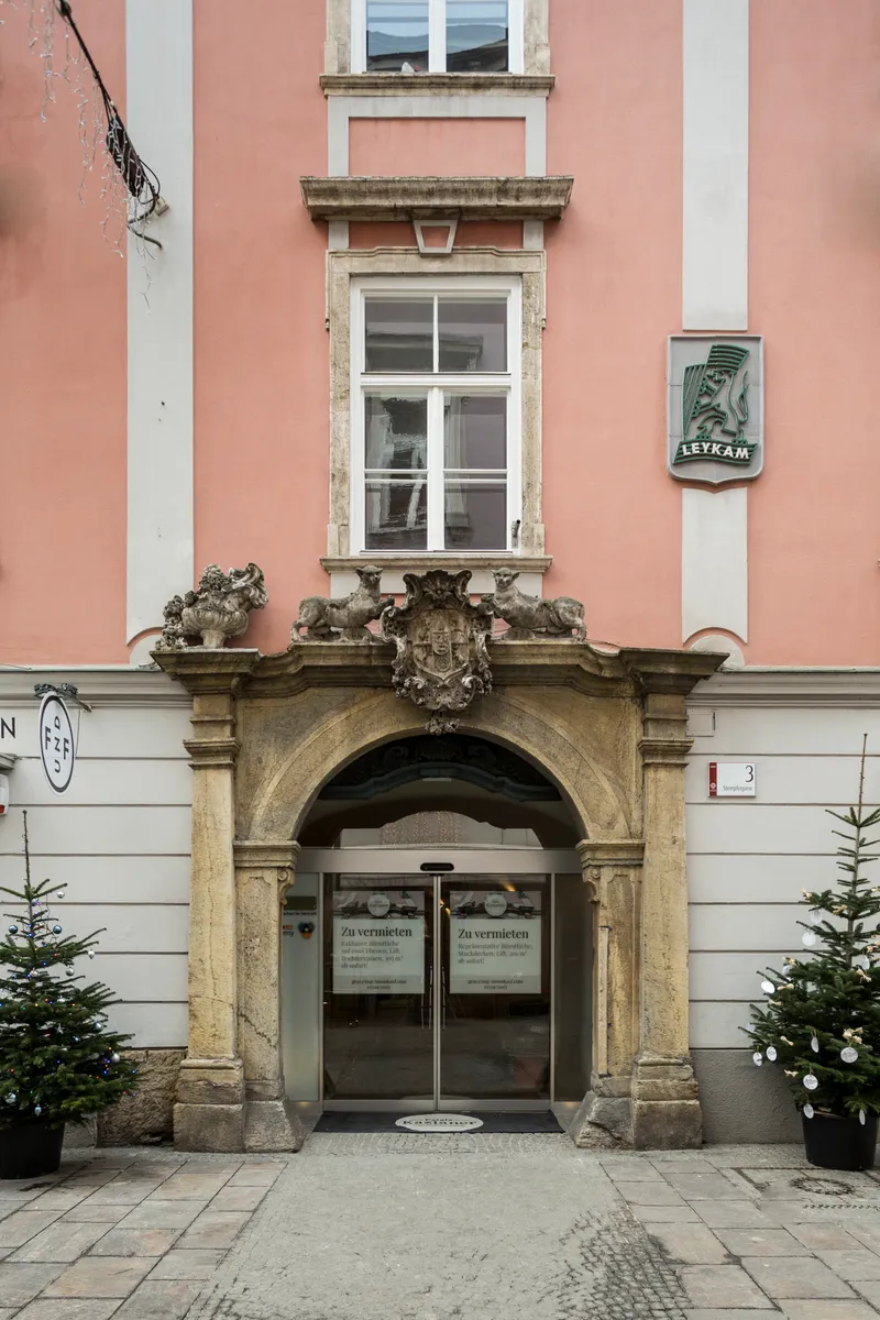 Stilvolle Ordination im historischen Stadtpalais - zentral, klimatisiert, provisionsfrei - 231 m² - Ansicht 3