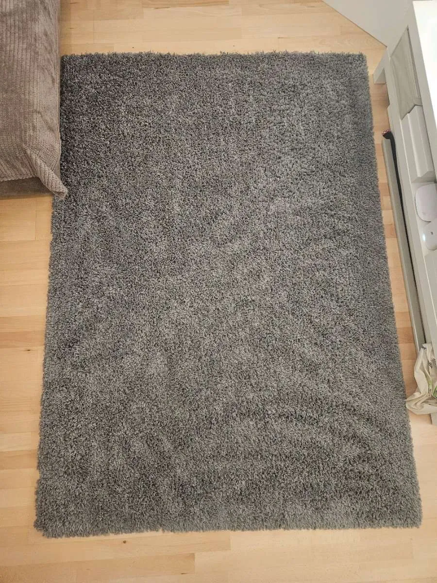 IKEA Hampen Teppich grau 133x195, € 5,- (4020 Linz)