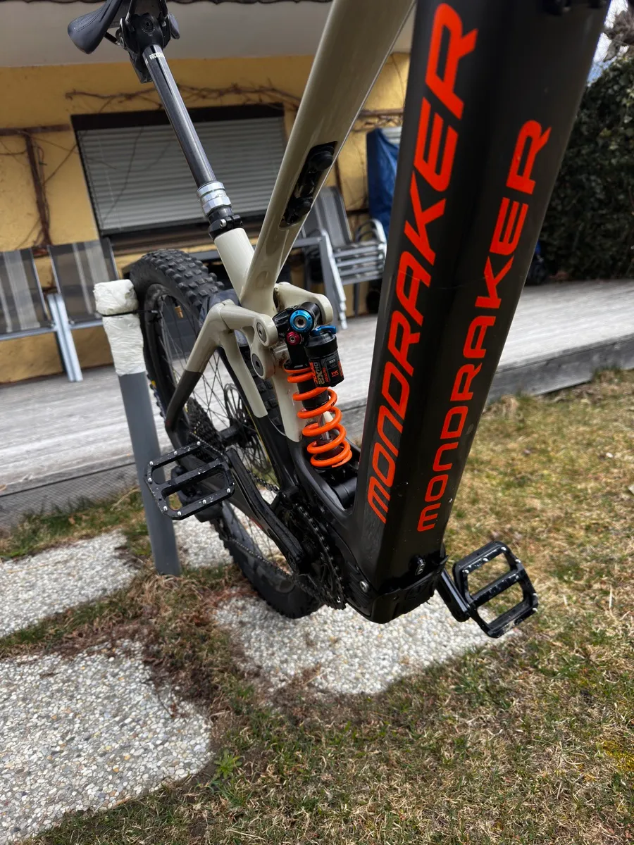 Mondraker Crafty Carbon in Traum Build. In medium, € 4.499,- (9640 ...