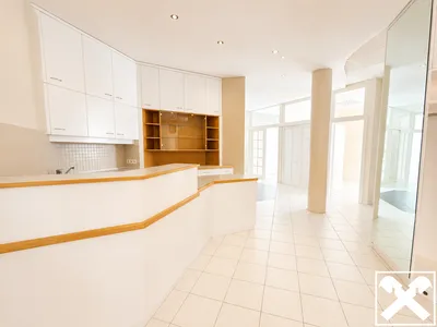 5-Zimmer-Gewerbeimmobilie mieten in Salzburg-Umgebung – 117 m², € 1.904 – Bild 2 von 4