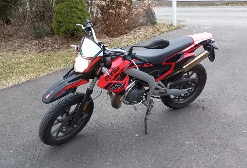 Aprilia SX