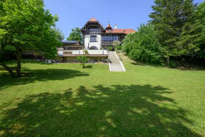 8-Zimmer-Immobilie kaufen in Sankt Pölten Land – 416 m², € 3.960.000 – Bild 2 von 27