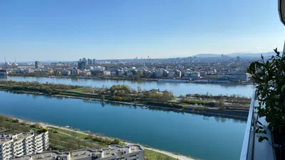 25. Etage Danube-Flats vollmöbliert inkl. Pool, Sauna, Gym