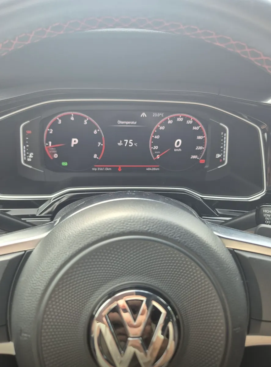VW Polo