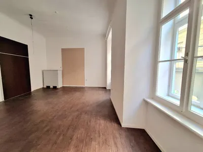 2-Zimmer-Gewerbeimmobilie mieten in Graz – 93 m², € 1.440 – Bild 4 von 10