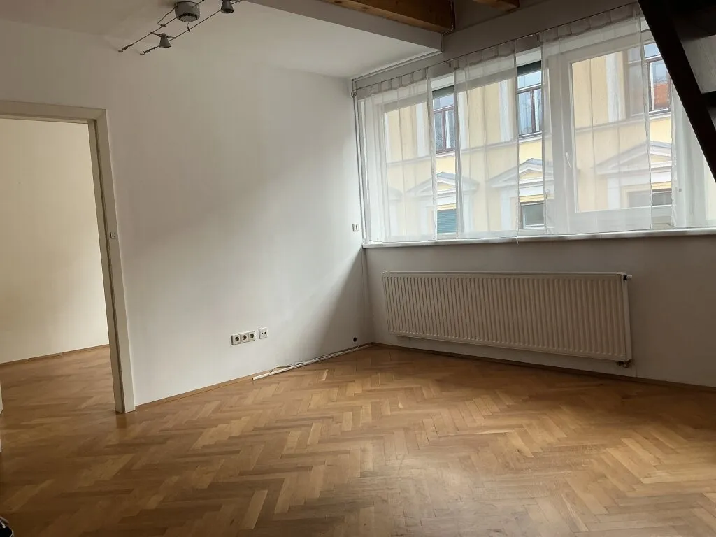 PERFEKTE WG-WOHNUNG IM UNIVIERTEL AB SOFORT ZU MIETEN - Widok 3