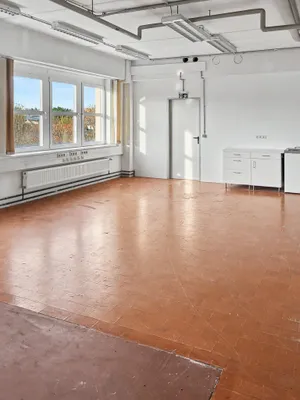Gewerbeimmobilie mieten in Wien – 148 m², € 7 – Bild 8 von 11