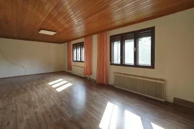 8-Zimmer-Gewerbeimmobilie kaufen in Baden – 192 m², € 499.000 – Bild 16 von 30