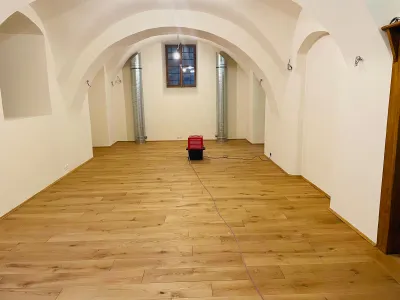 6-Zimmer-Gewerbeimmobilie mieten in Graz – 259 m², € 3.862 – Bild 3 von 8