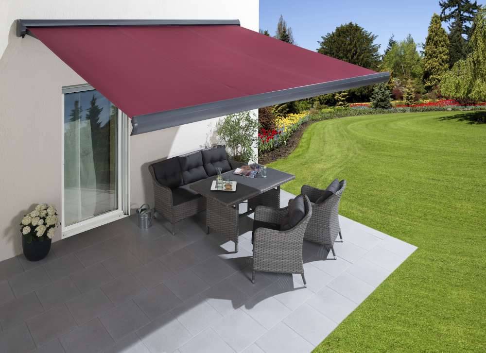 Kassettenmarkise mit Motor uni bordeaux, ca. L 400 x B 300 cm - Angebot im  Hagebau Vogl Baumarkt,  559,- (8582 Rosental an der Kainach) - willhaben