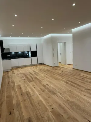 3-Zimmer-Wohnung mieten in Salzburg Stadt – 100 m², € 2.337 – Bild 2 von 12