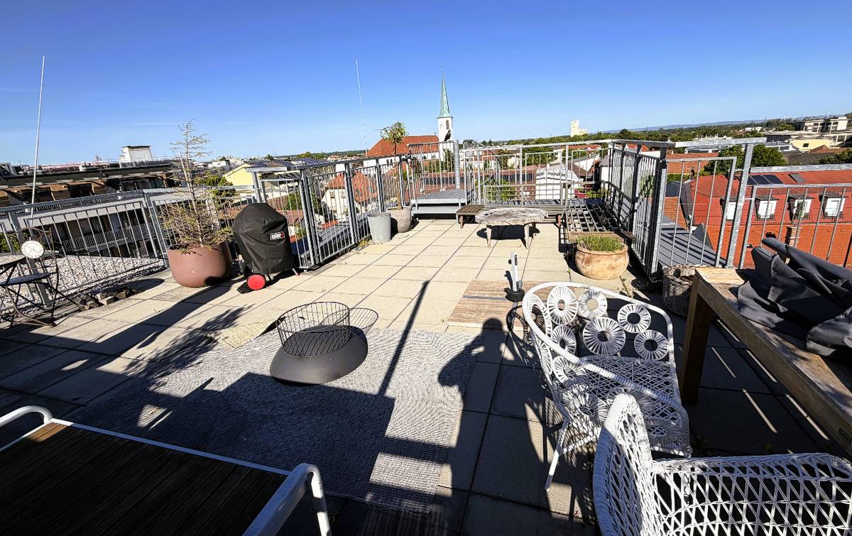 Rundum-Weitblick, 2 Zimmer - 2 Terrassen, Einzigartig - Ansicht 2