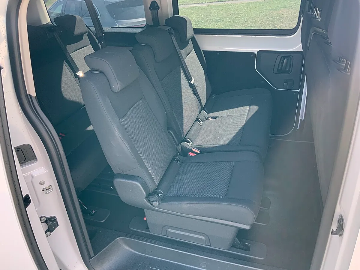 Fiat Scudo Kombi L3 Diesel 180 S&S EAT8 Netto €29.990 – Bild 4
