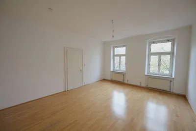 5-Zimmer-Gewerbeimmobilie mieten in Linz – 125 m², € 1.550 – Bild 8 von 12