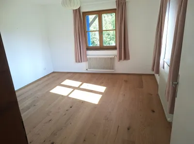3-Zimmer-Wohnung mieten in Gmunden – 67 m², € 770 – Bild 2 von 6