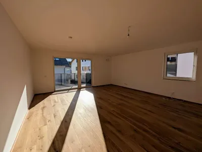 4-Zimmer-Wohnung mieten in Salzburg-Umgebung – 112 m², € 2.699 – Bild 2 von 12