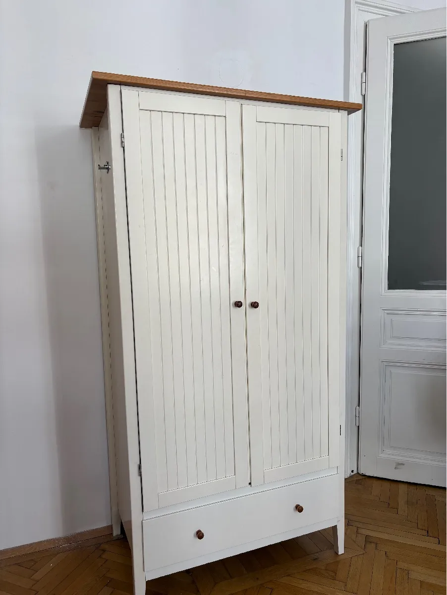 IKEA Hemnes Kleiderschrank, € 80,- (1090 Wien)