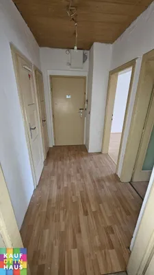 2-Zimmer-Wohnung mieten in Neunkirchen – 53,57 m², € 383 – Bild 10 von 11