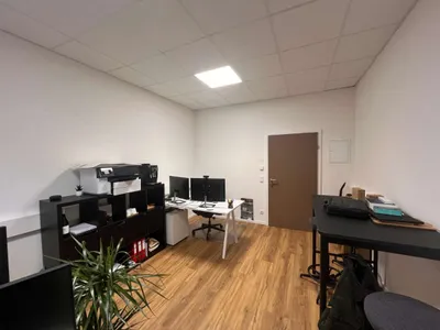 1-Zimmer-Gewerbeimmobilie mieten in Weiz – 19 m², € 310 – Bild 6 von 13