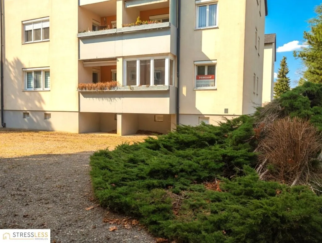 Leistbare 3 Zimmer Wohnung mit verglaster Loggia - Wohnung mit viel Potenzial zum Selbstverwirklichen! - Ansicht 3