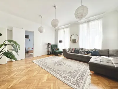 TOPLAGE NÄHE STADTPARK | HELLE 3 ZIMMER | OPTIMALE RAUMAUFTEILUNG | U-BAHN-NÄHE – Bild 2