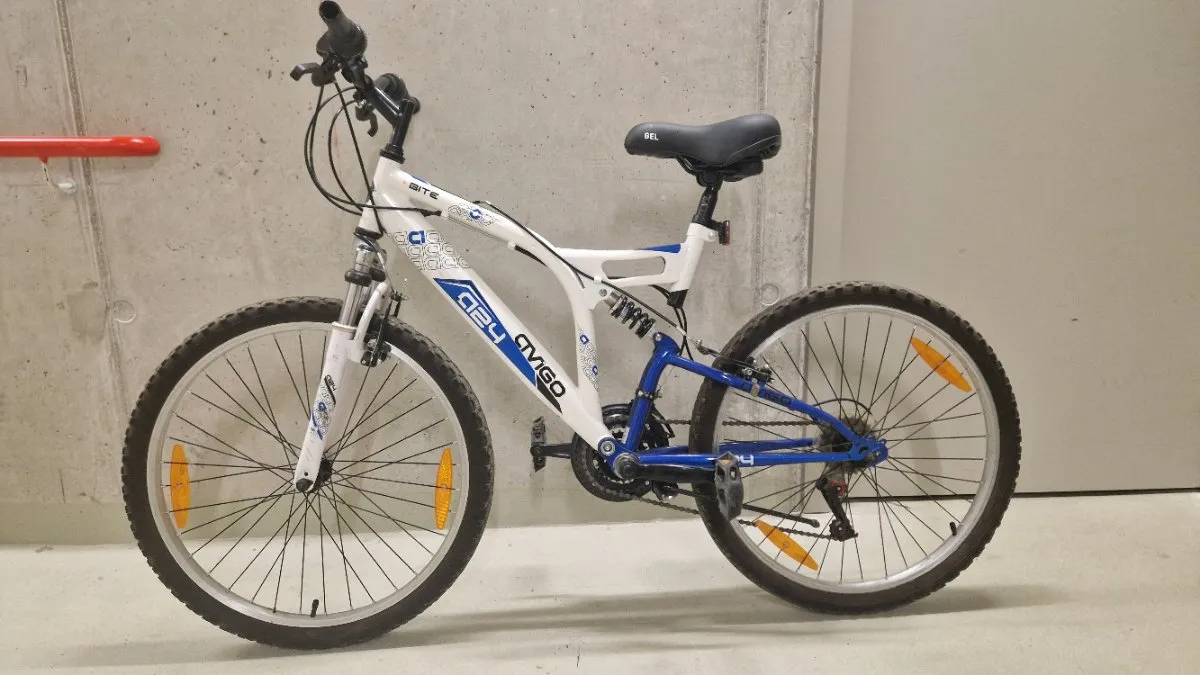 ncm elektrofahrrad C7 Farbe:Stone Pink/Duck Blue/Violet Test: Cube Nature 2019 Ride Type - Commuter