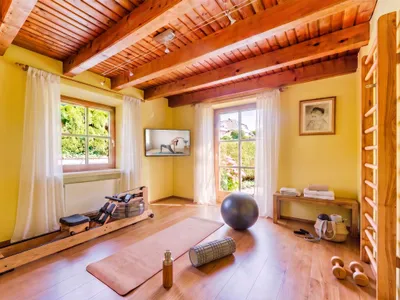 8-Zimmer-Haus kaufen in Vöcklabruck – 331 m², € 1.330.000 – Bild 6 von 14