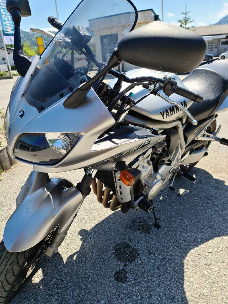 Yamaha FZS 1000 Fazer Tourer