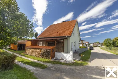 3-Zimmer-Haus kaufen in Vöcklabruck – 110 m², € 396.000 – Bild 2 von 17