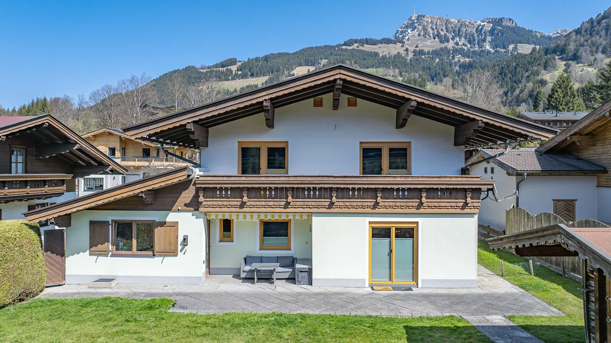 Wohnhaus mit 2 Einheiten & Freizeitwohnsitz - Ansicht 3