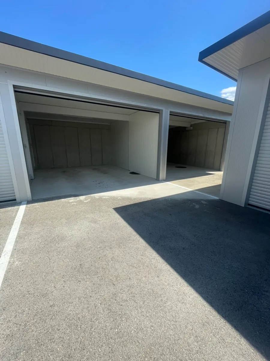 Lagerraum Doppelgarage Garage 23 m² - Ansicht 3