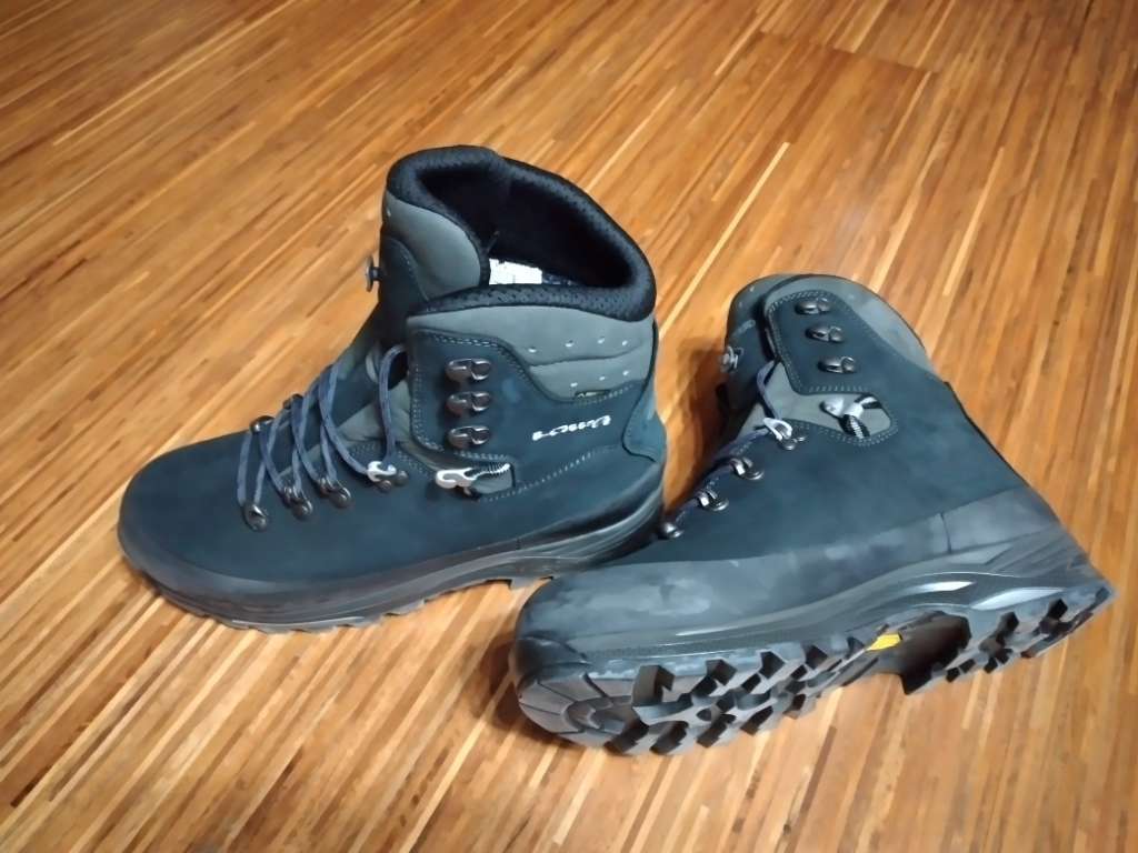 lowa tibet pro gtx